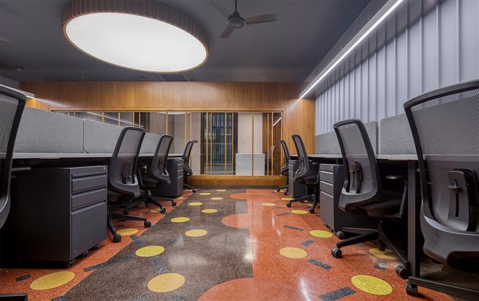 durable-epoxy-terrazzo-flooring-in-surat