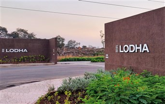 Exposed Aggregate Wall Texture at Lodha Mumbai