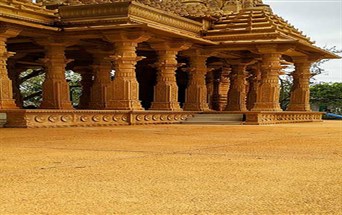 yellow gritwash floor around temple